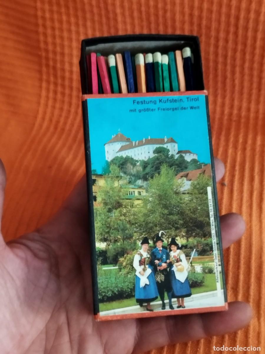 Cajas de Cerillas: Antigua gran caja de cerillas de Austria, con imagen t&iacute;pica regional. F&oacute;sforo madera de colores.