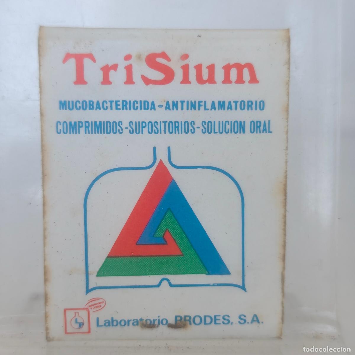 Cajas de cerillas: Caja de Cerillas de medicamento Trisium. Con sus cerillas. Fosforos
