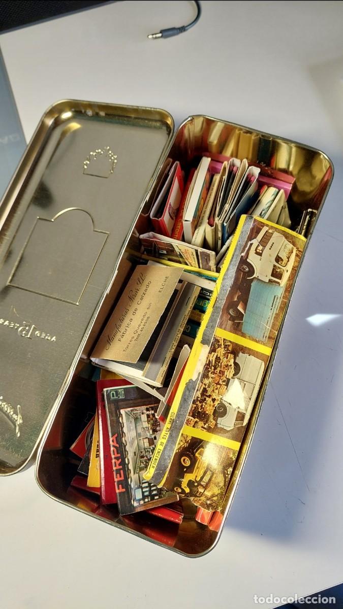 Cajas de cerillas: 44 cajas de f&oacute;sforos planos negros con cabeza roja, de publicidad a&ntilde;os 60-70, ENVIO GRATIS