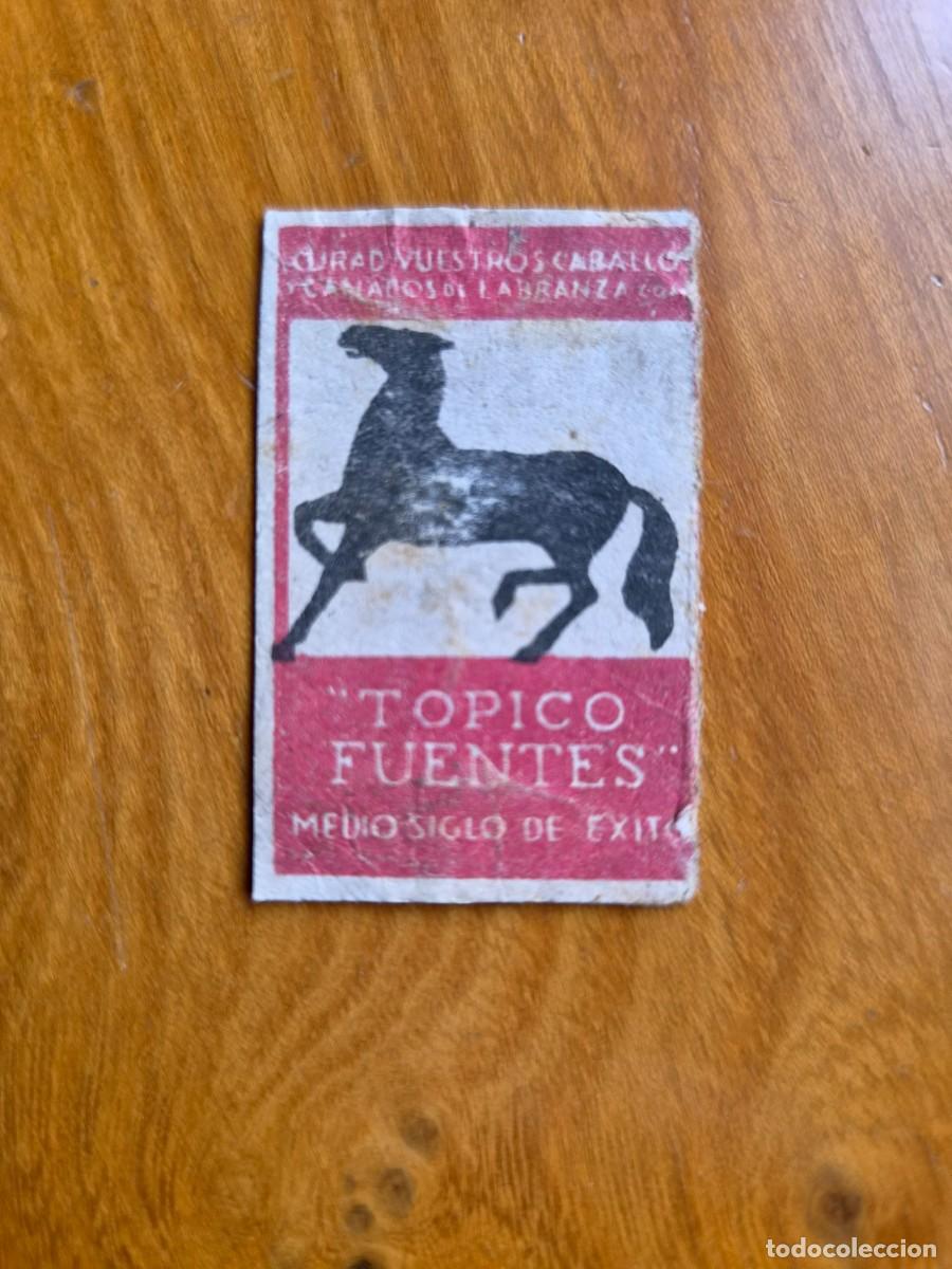 Cajas de cerillas: TOPICO FUENTE - ANTIGUO CROMO PUBLICITARIO CAJA CERILLAS A&Ntilde;OS 20
