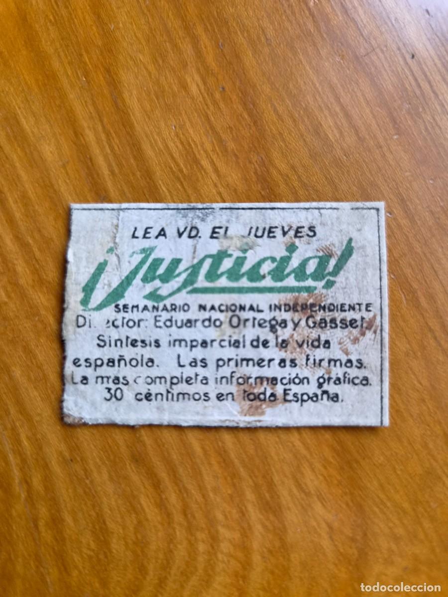 Cajas de cerillas: SEMANARIO JUSTICIA - ANTIGUO CROMO PUBLICITARIO CAJA CERILLAS A&Ntilde;OS 20
