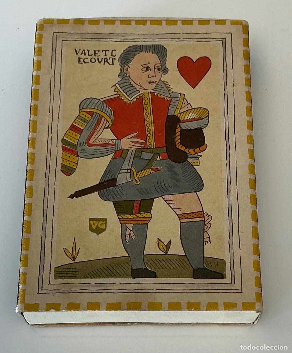 Cajas de cerillas: Antigua Caja de Cerillas Grande - Serie &rdquo;Historia del Vestido&rdquo; (Valet Ecovrt / Sota de Corazones)