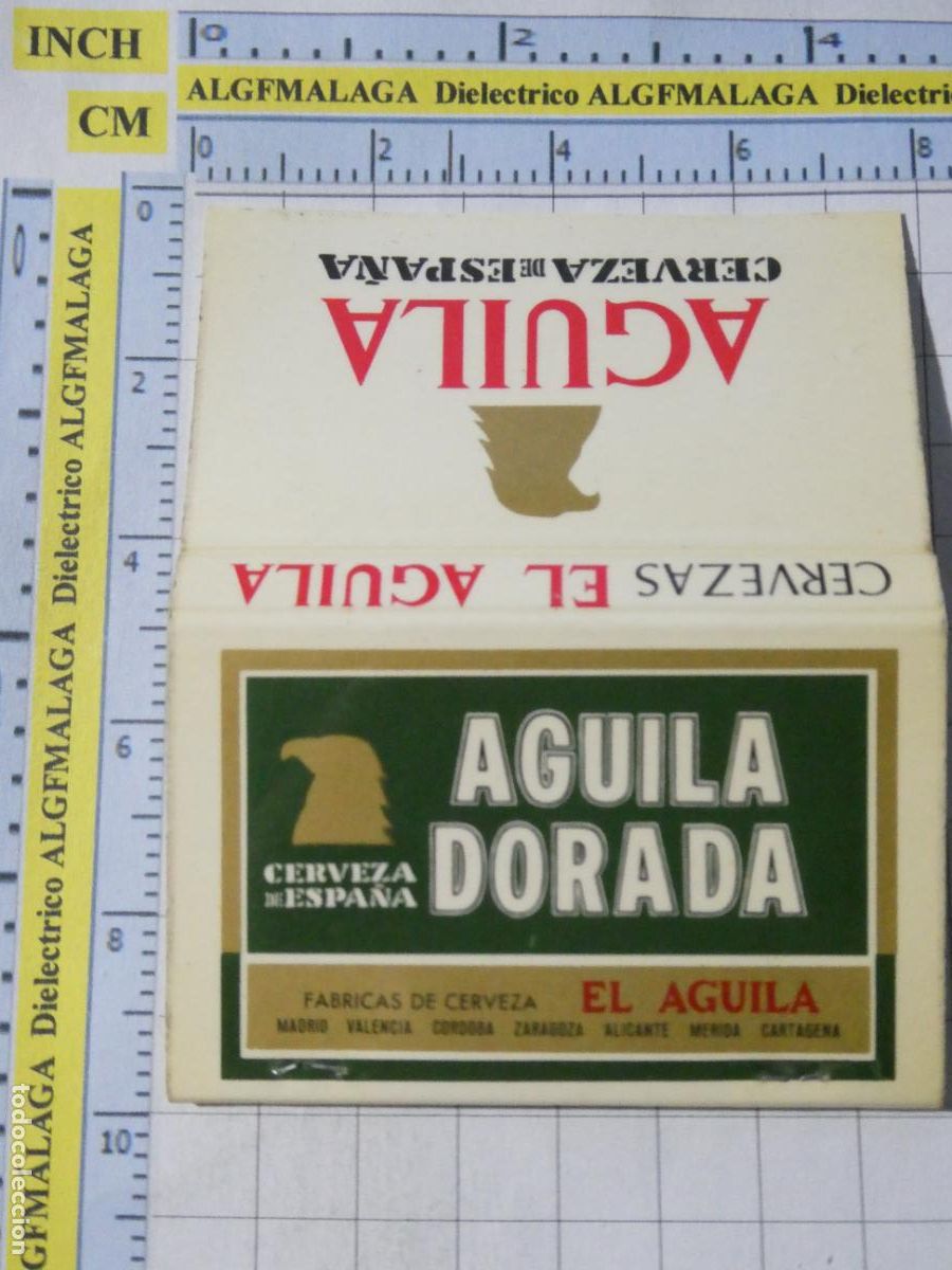 Cajas de cerillas: CAJA CAJETILLA DE CERILLAS. BEBIDAS. CERVEZA AGUILA DORADA ESPA&Ntilde;A