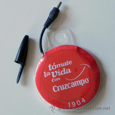 Coleccionismo de cervezas: BATER&Iacute;A DE EMERGENCIA PARA TEL&Eacute;FONO M&Oacute;VIL - CRUZCAMPO CERVEZA PUBLICIDAD - NO ES UN CARGADOR