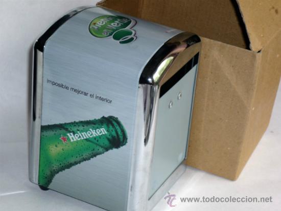 Coleccionismo de cervezas: SERVILLETERO DE METAL CERVEZA HEINEKEN