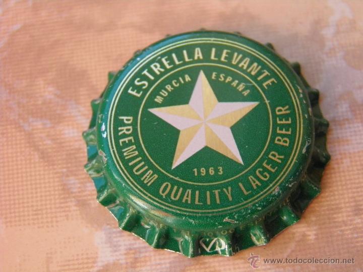 Coleccionismo de cervezas: BOTTLE CAP BEER BIRRA BIERE TAP&Oacute;N CORONA CHAPA CERVEZA ESTRELLA DE LEVANTE.(2)--LOTE N.733--CARMANJO