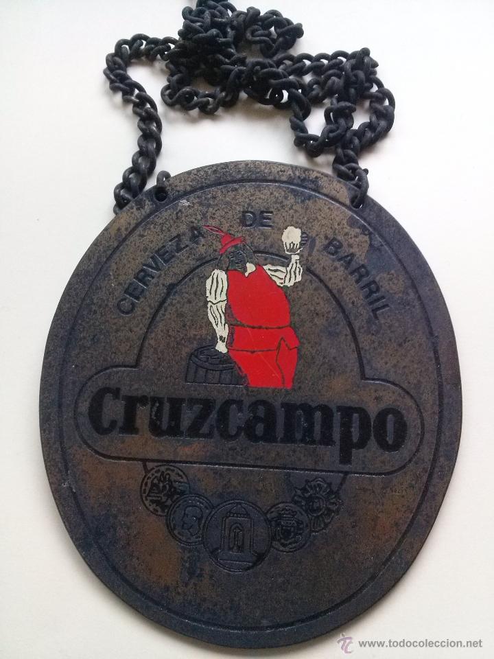 Coleccionismo de cervezas: ANTIGUO CARTEL METALICO DE LA CERVEZA  CRUZCAMPO