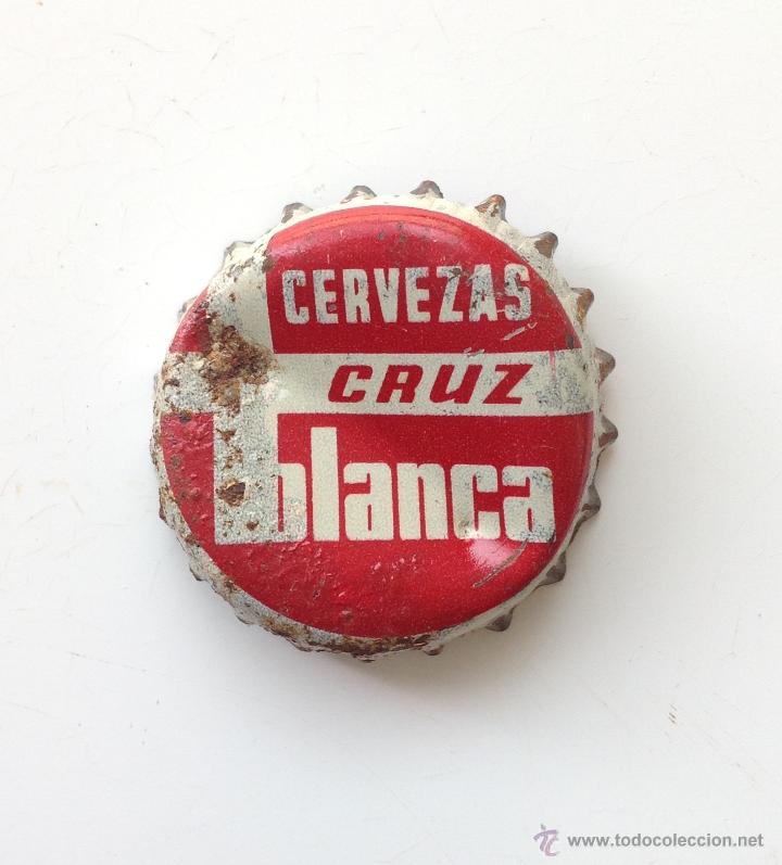Coleccionismo de cervezas: ANTIGUA CHAPA CORONA DE CERVEZA LA CRUZ BLANCA - CON CORCHO EN EL INTERIOR