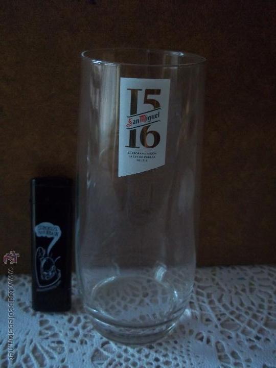 Coleccionismo de cervezas: RARO VASO CERVEZA SAN MIGUEL 1516 EN TRASERA NUMEROS EN RELIEVE IMPECABLE ESTADO