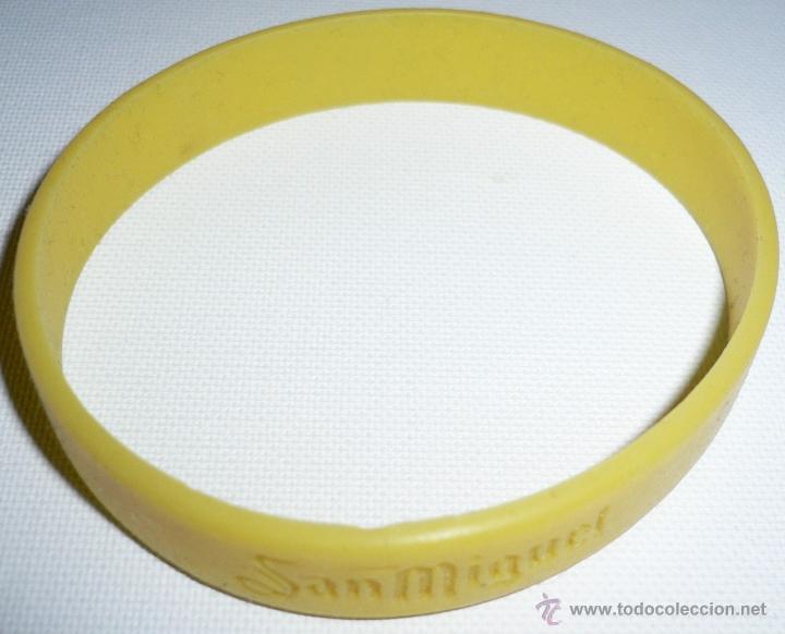 Coleccionismo de cervezas: PULSERA SAN MIGUEL ARTICULO PROMOCIONAL COLOR AMARILLO