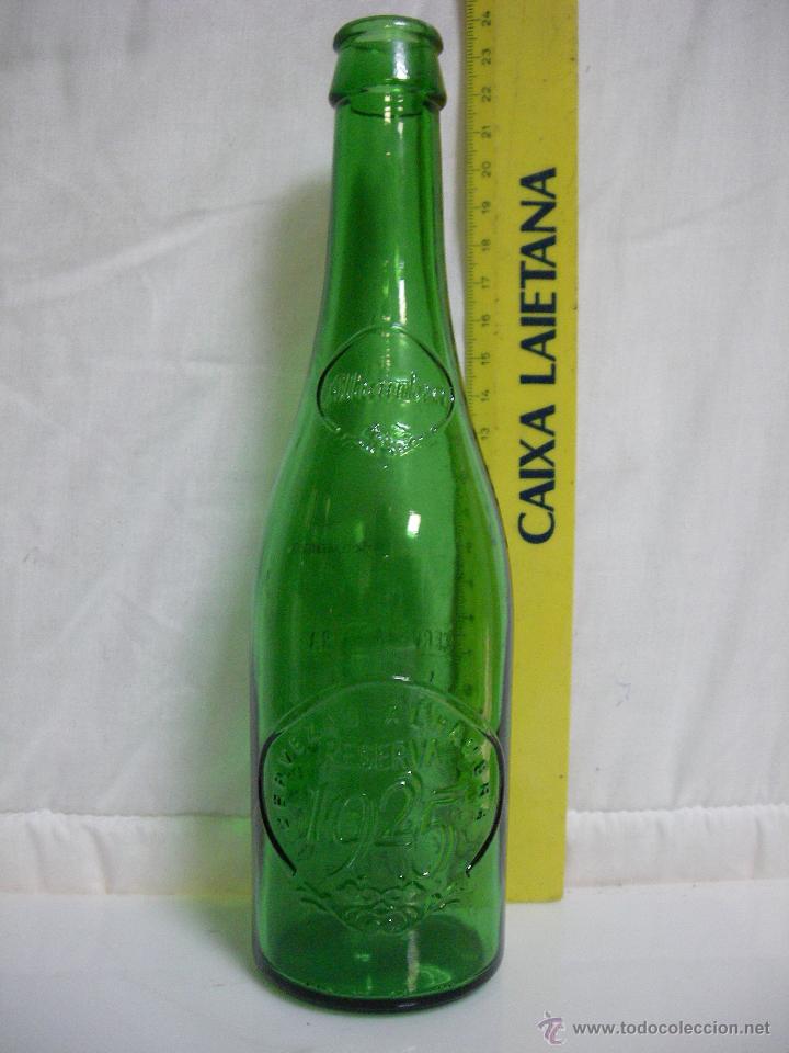 Coleccionismo de cervezas: CERVEZA ALAHAMBRA RESERVA 1925 *** BOTELLA CRISTAL VERDE CON MARCA EN RELIEVE ***