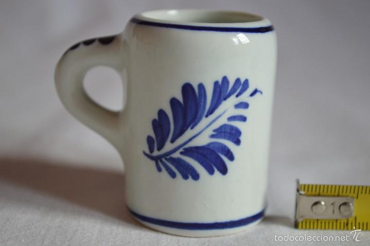 Coleccionismo de cervezas: Jarra de cerveza de porcelana holandesa. romanjuguetesymas.