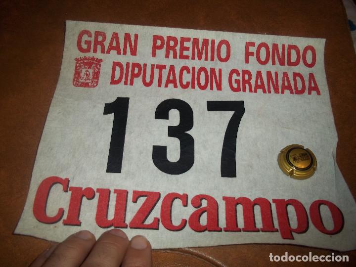 Coleccionismo de cervezas: ANTIGUO DORSAL HILO ALGODON GRAN PREMIO FONDO DIPUTACION GRANADA CERVEZA CRUZCAMPO