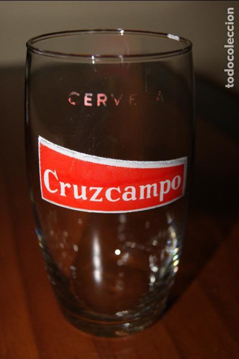 Coleccionismo de cervezas: Antiguo vaso de cerveza cruzcampo. Ver fotos y descripci&oacute;n