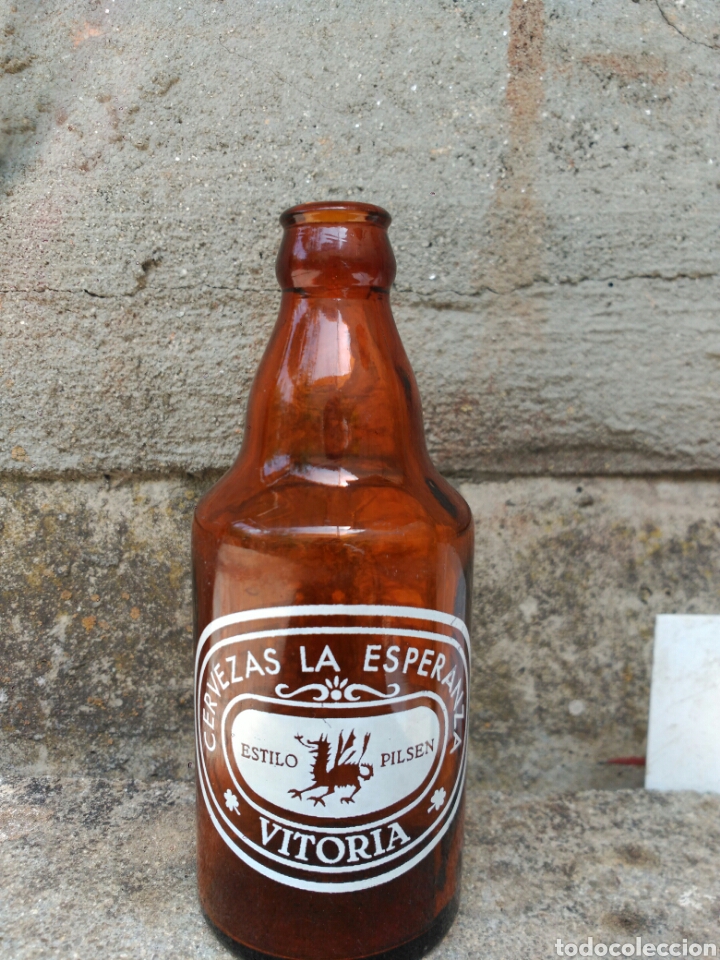 Coleccionismo de cervezas: Botella de cerveza LA ESPERANZA VITORIA - Foto 1