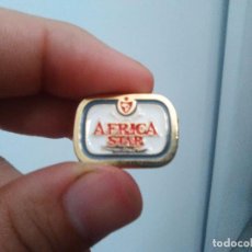 Coleccionismo de cervezas: PIN ANTIGUO DE CERVEZA DE CEUTA. CERVEZAS ÁFRICA STAR PINS