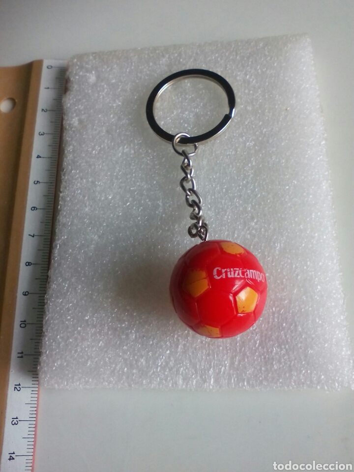 Coleccionismo de cervezas: ANTIGUO LLAVERO CERVEZA CRUZCAMPO