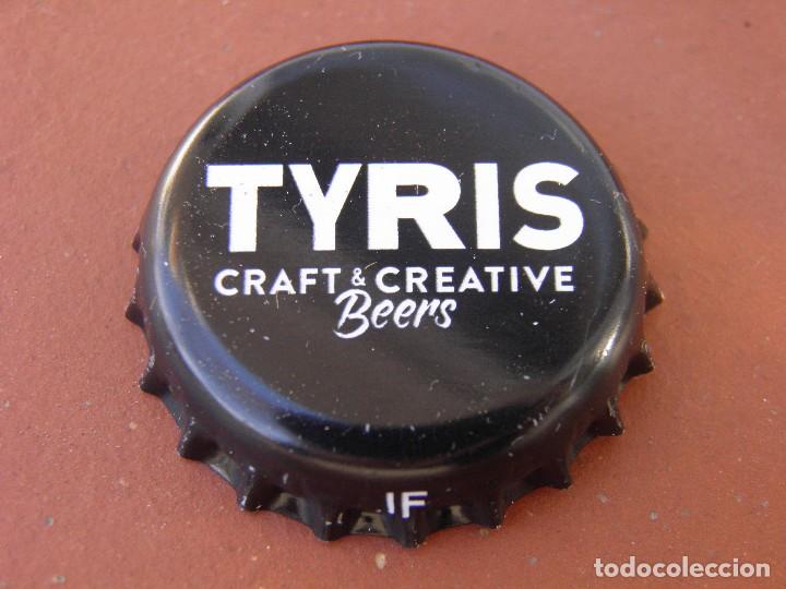 Coleccionismo de cervezas: TAP&Oacute;N CORONA TYRIS (8) BEER CERVEZA ARTESANA. VALENCIA. FAB.CHAPA: JF .-- --LOTE N. 269---CARMANJO