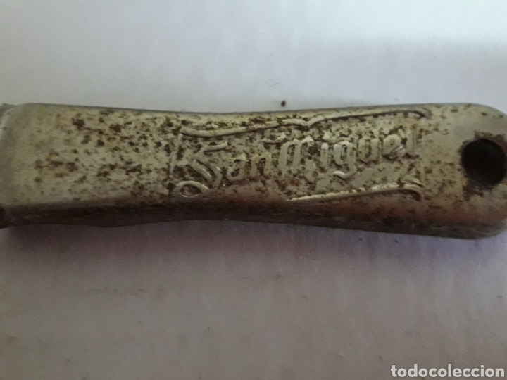 Coleccionismo de cervezas: Abridor antiguo San Miguel - Foto 1
