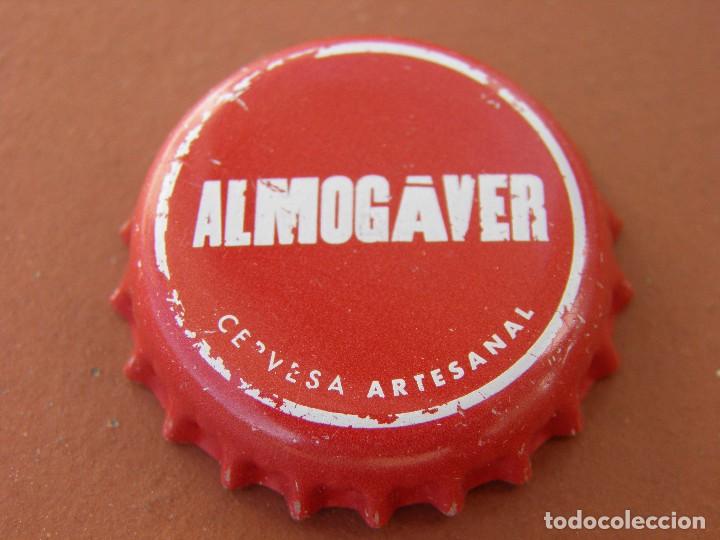 Sammeln von Brauereiartikeln: TAP&Oacute;N CORONA CHAPA CERVEZA ARTESANA ALMOGAVER(2).BARCELONA. FAB. CHAPA: JF.---LOTE N. 2296--CARMANJO