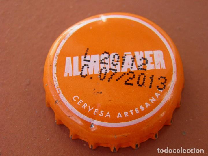 Sammeln von Brauereiartikeln: TAP&Oacute;N CORONA CHAPA CERVEZA ARTESANA ALMOGAVER (3).BARCELONA. FAB. CHAPA: JF.--LOTE N. 1677--CARMANJO