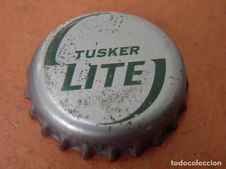 Coleccionismo de cervezas: BOTTLE CAP BEER BIRRA BIERE BIER PIVO CHAPA CERVEZA TUSKER LITE (9). KENYA.--LOTE N. 2693--CARMANJO