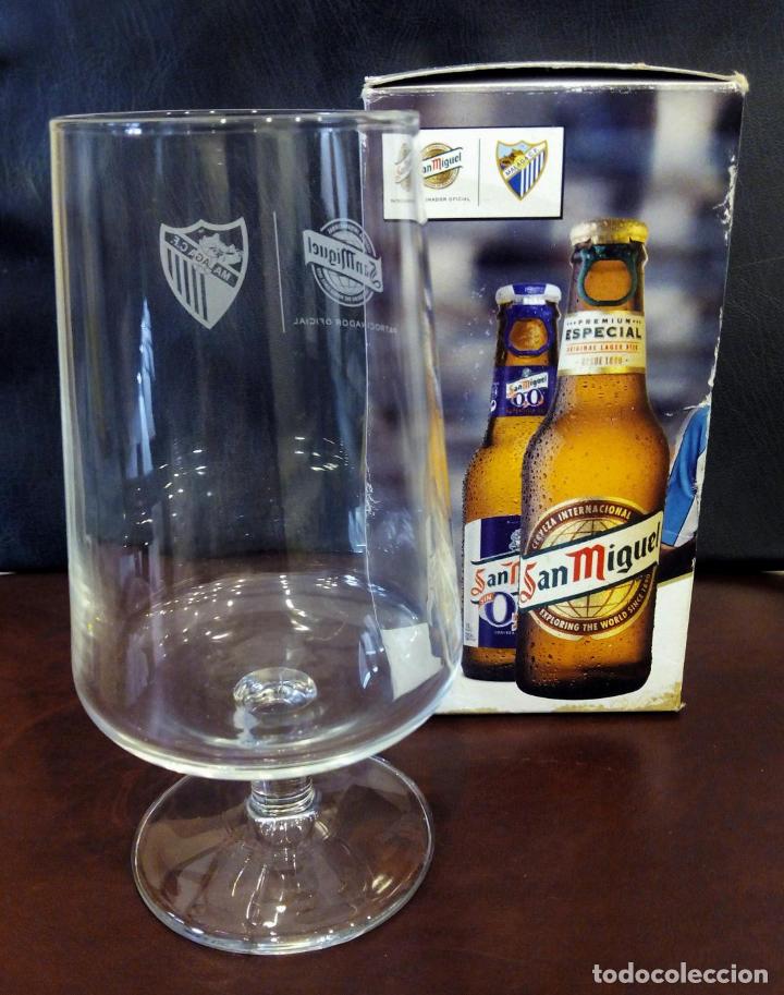 Coleccionismo de cervezas: COPA CRISTAL CERVEZA SAN MIGUEL - SIEMPRE CON EL M&Aacute;LAGA C.F. - Y LO MEJOR EST&Aacute; POR LLEGAR.