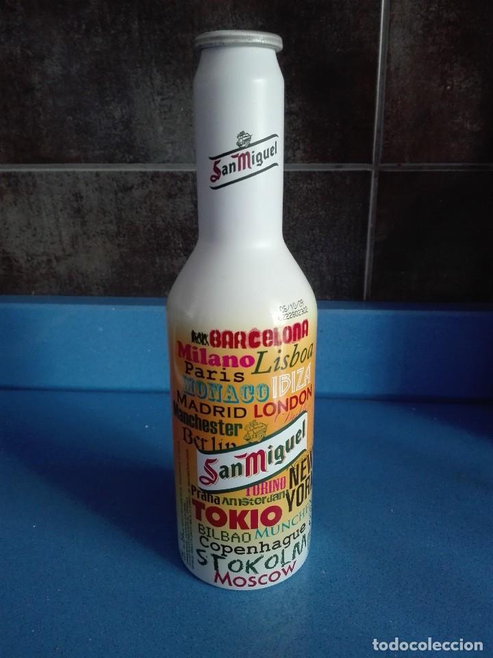 Coleccionismo de cervezas: BOTELLA CERVEZA VACIA 33CL - SAN MIGUEL / CIUDADES - CAD 2009 - SIN CHAPA
