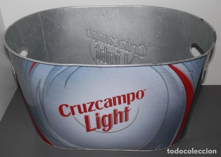 Coleccionismo de cervezas: CUBITERA DE LA MARCA DE CERVEZA  CRUZCAMPO  light