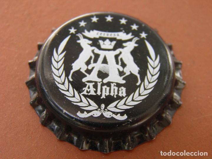 Coleccionismo de cervezas: TAP&Oacute;N CORONA CHAPA CERVEZA ARTESANA ALPHA. ANDORRA (6). FAB. CHAPA: JF.--LOTE N. 2445--CARMANJO