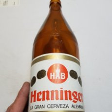 Coleccionismo de cervezas: BOTELLA ANTIGUA CERVEZA HENNINGER LITRO PRIMEROS MODELOS RARA
