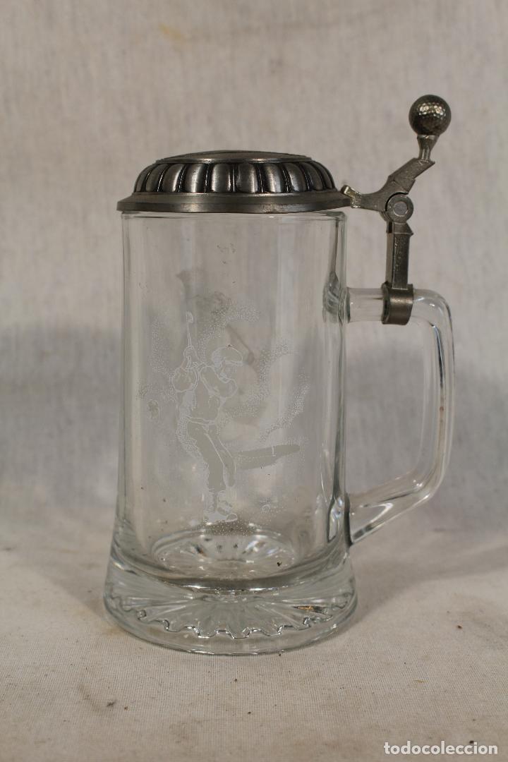 Coleccionismo de cervezas: jarra de cerveza en cristal con grabados de  golf