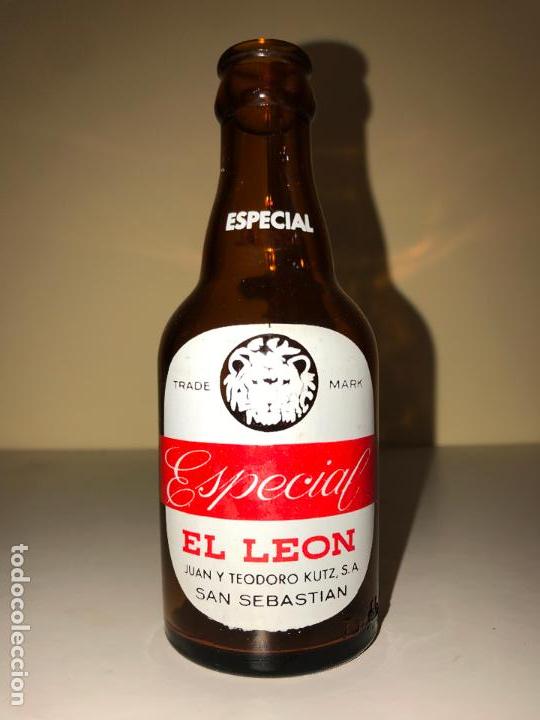 Coleccionismo de cervezas: BOTELLA ANTIGUA DE CERVEZA EL LEON, 20 CL.