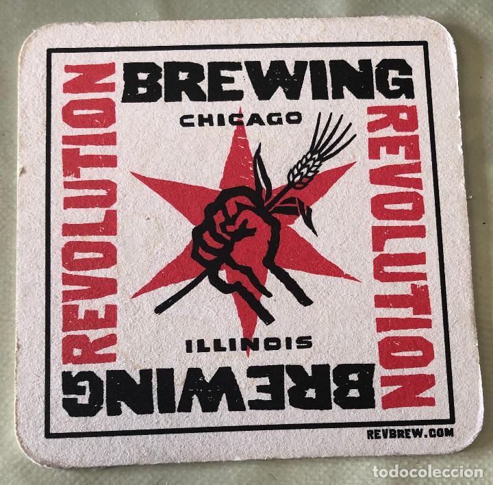 Coleccionismo de cervezas: Posavasos de cerveza Brewing Revolution, Chicago, Illinois, USA.