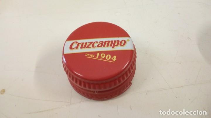 Coleccionismo de cervezas: TAP&Oacute;N ROSCA CERVEZA CRUZCAMPO FACTOR&Iacute;A DAP 053625658 METAL