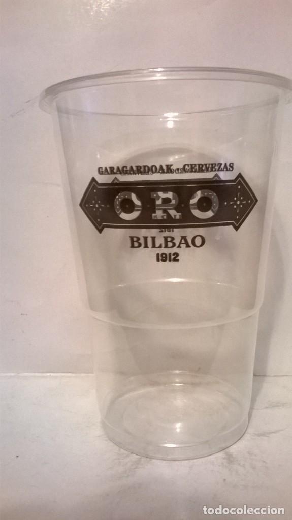 Coleccionismo de cervezas: Vaso de plastico cervezas ORO - Foto 3
