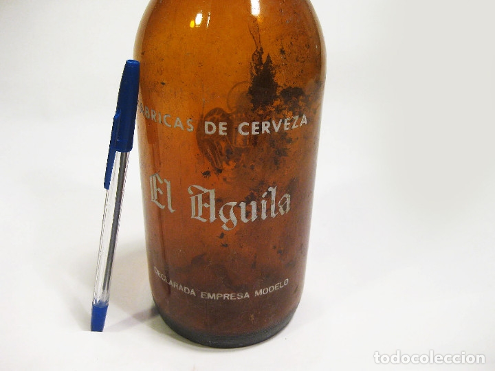 Coleccionismo de cervezas: BOTELLA DE LITRO DE CERVEZAS EL AGUILA - Foto 3