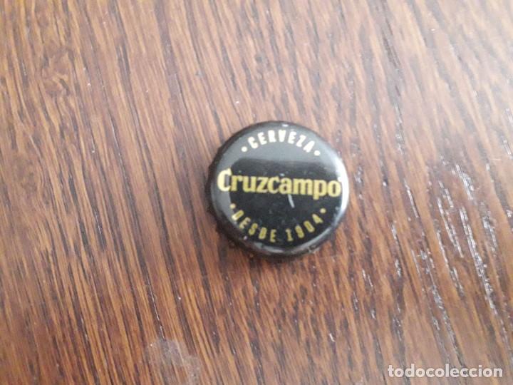 Coleccionismo de cervezas: chapa tap&oacute;n corona de cerveza cruzcampo, negra.