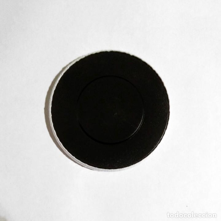Coleccionismo de cervezas: SAN MIGUEL - IM&Aacute;N NEVERA 59MM - Foto 2