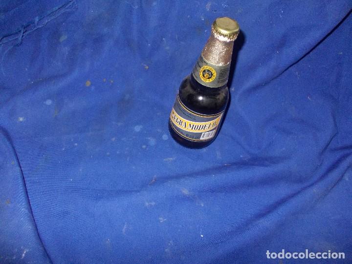 Coleccionismo de cervezas: botellin de cerveza negra modelo - Foto 1