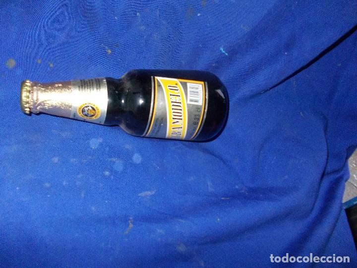 Coleccionismo de cervezas: botellin de cerveza negra modelo - Foto 2