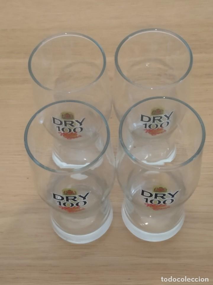 Coleccionismo de cervezas: Lote vasos Dry 100 - Foto 2