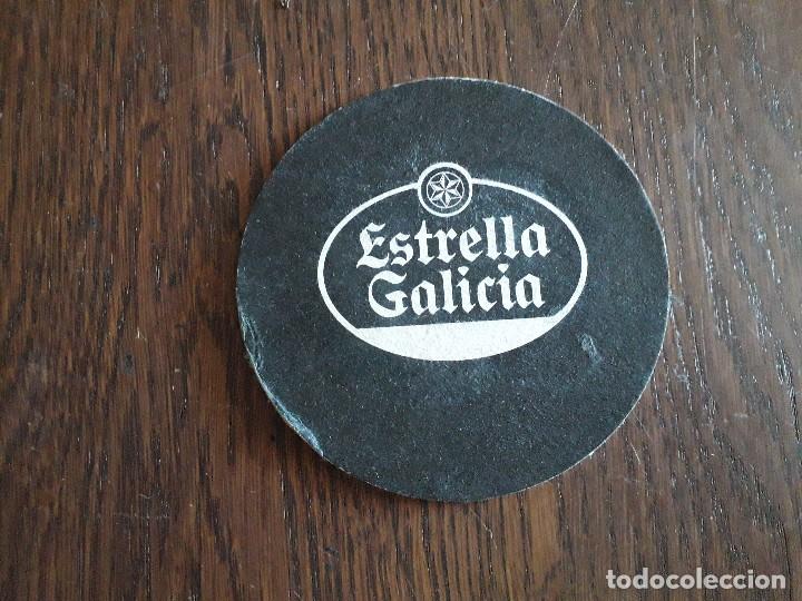 Coleccionismo de cervezas: posavasos de estrella Galicia, la perfecci&oacute;n obtenida en la elaboraci&oacute;n de esta cerveza.