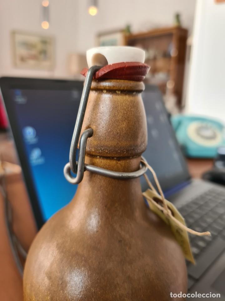 Coleccionismo de cervezas: Botella cerveza antigua - Foto 2