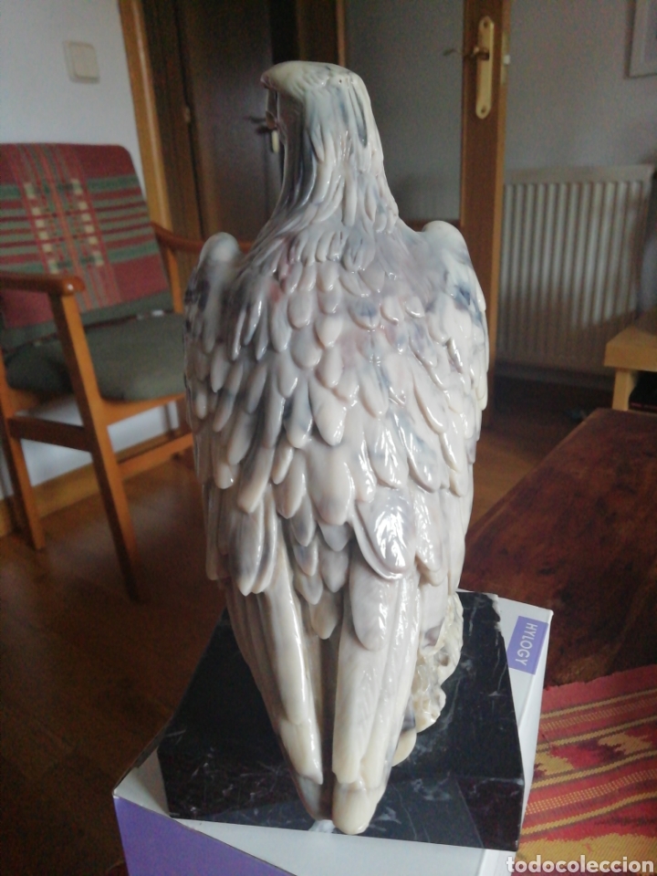 Coleccionismo de cervezas: Trofeo cerveza EL &Aacute;GUILA - Foto 4