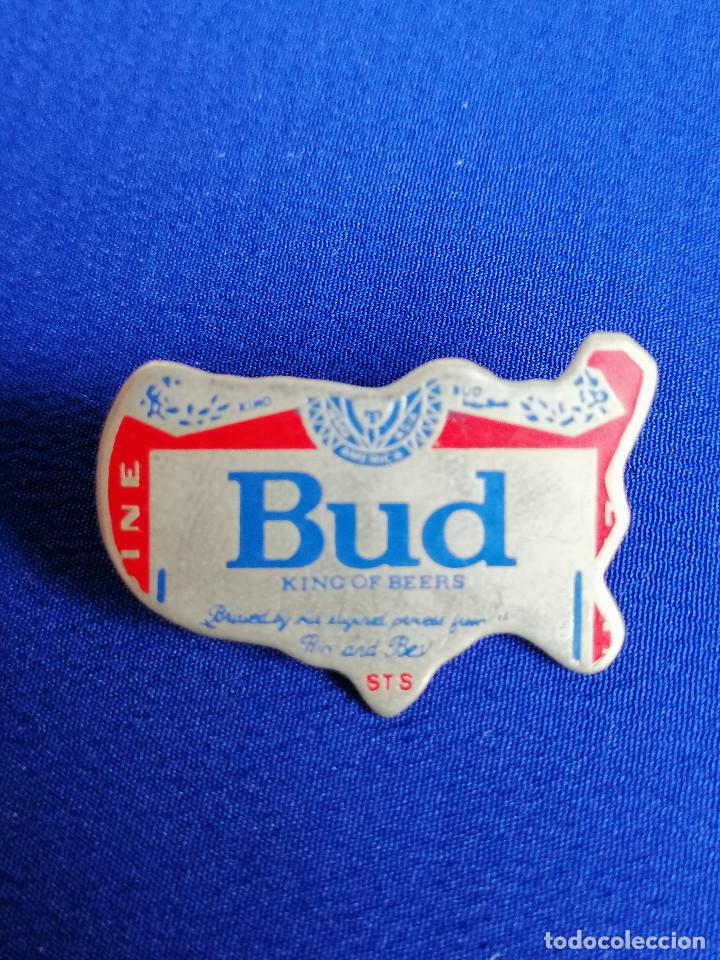 Coleccionismo de cervezas: pin cerveza bud - Foto 2