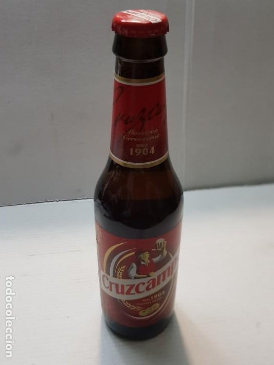 Coleccionismo de cervezas: Botella cerveza Cruzcampo edicion 2015 etiqueta papel 33cl - Foto 1 - 227060682