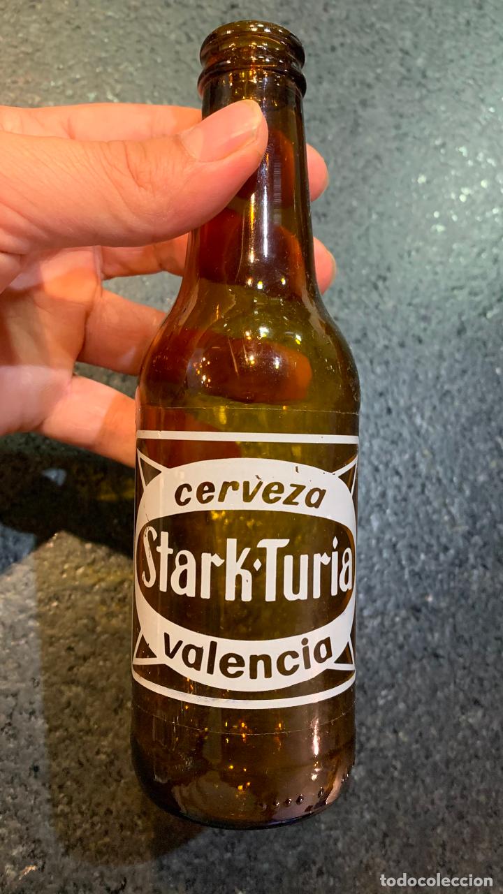 Coleccionismo de cervezas: MUY RARA BOTELLA DE CERVEZA STARK TURIA, NO SERIGRAFIA, PEGATINA