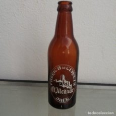 Coleccionismo de cervezas: BOTELLA DE CERVEZA DEL AÑO 1966 EL ALCAZAR JAEN TERCIO DE 33 CL SERIGRAFIADA. Lote 239416365