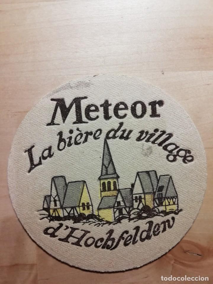 Collezionismo di birre: Posavasos Cerveza Meteor La bi&egrave;re du village d'Hochfelden Alsacia Francia
